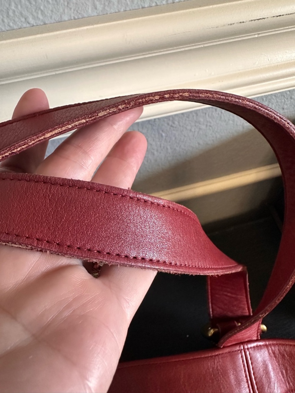 Coach Vintage Red All Leather Large Duffle #4082 with goldtone hardware - Picture 10 of 13